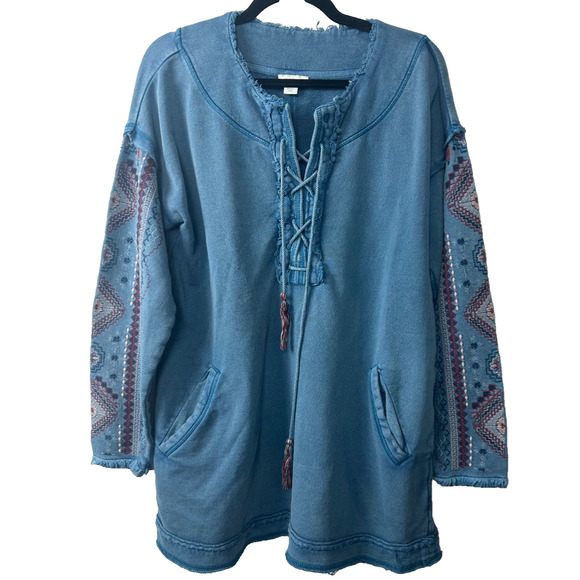 Sundance Sweaters - Sundance M Blue Lace Up Embroidered Sleeve Tunic Sweater Sweatshirt Catalog D60
